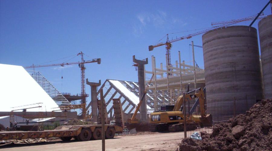 Ingenieria construccion y montaje ampliacion Puerto Renov