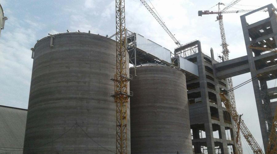 Ingenieria construccion y montaje ampliacion Puerto Renov