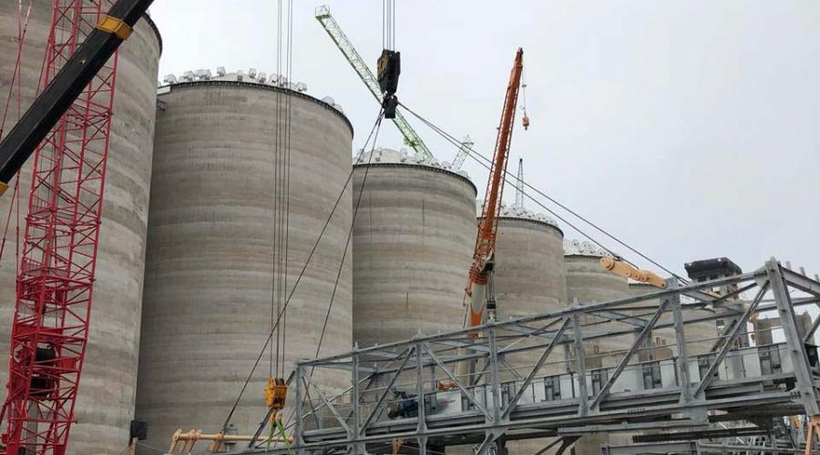 Ingenieria, Construcción y Montaje Nuevo Puerto AGD